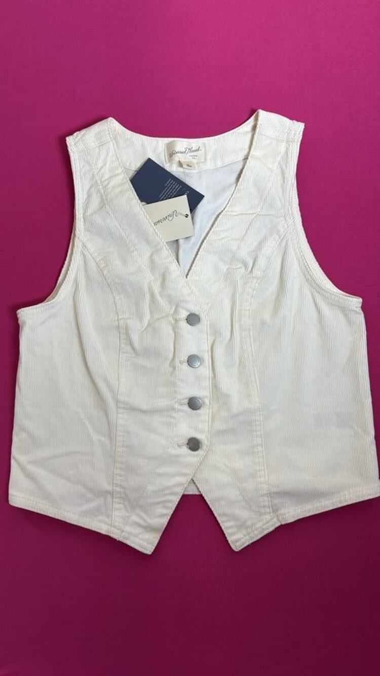 Universal Thread Cream Corduroy Vest Size XS Button Front Vintage Style New